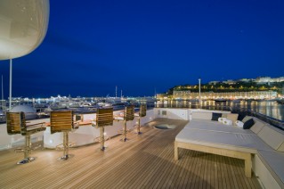 Superyacht NOBLE HOUSE -  Sundeck bar